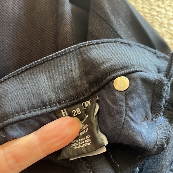 Hudson Nico Super Skinny Jeans - Picture 8 of 10